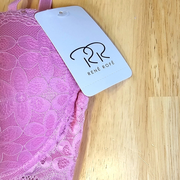 New✨️Extreme Pushup Bra - Picture 2 of 9